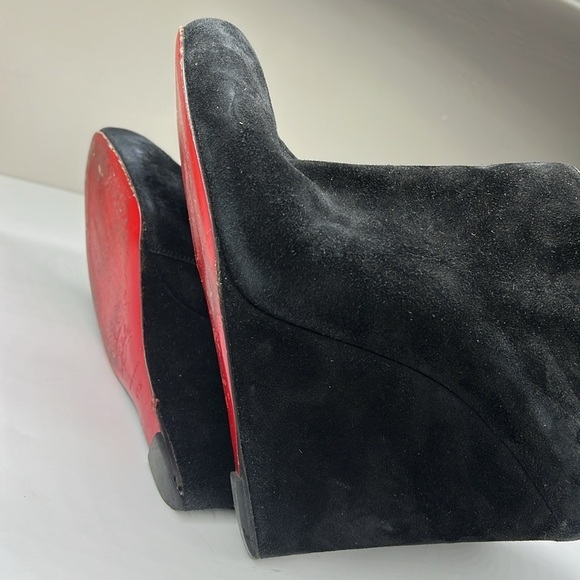 CHRISTIAN LOUBOUTIN 41.5 Black Suede Belle Zeppa 100 Wedge Zip Ankle Boots - Picture 6 of 10